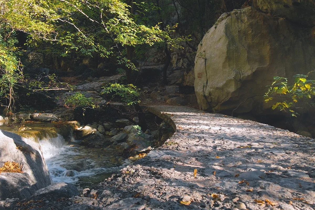 velika paklenica trails