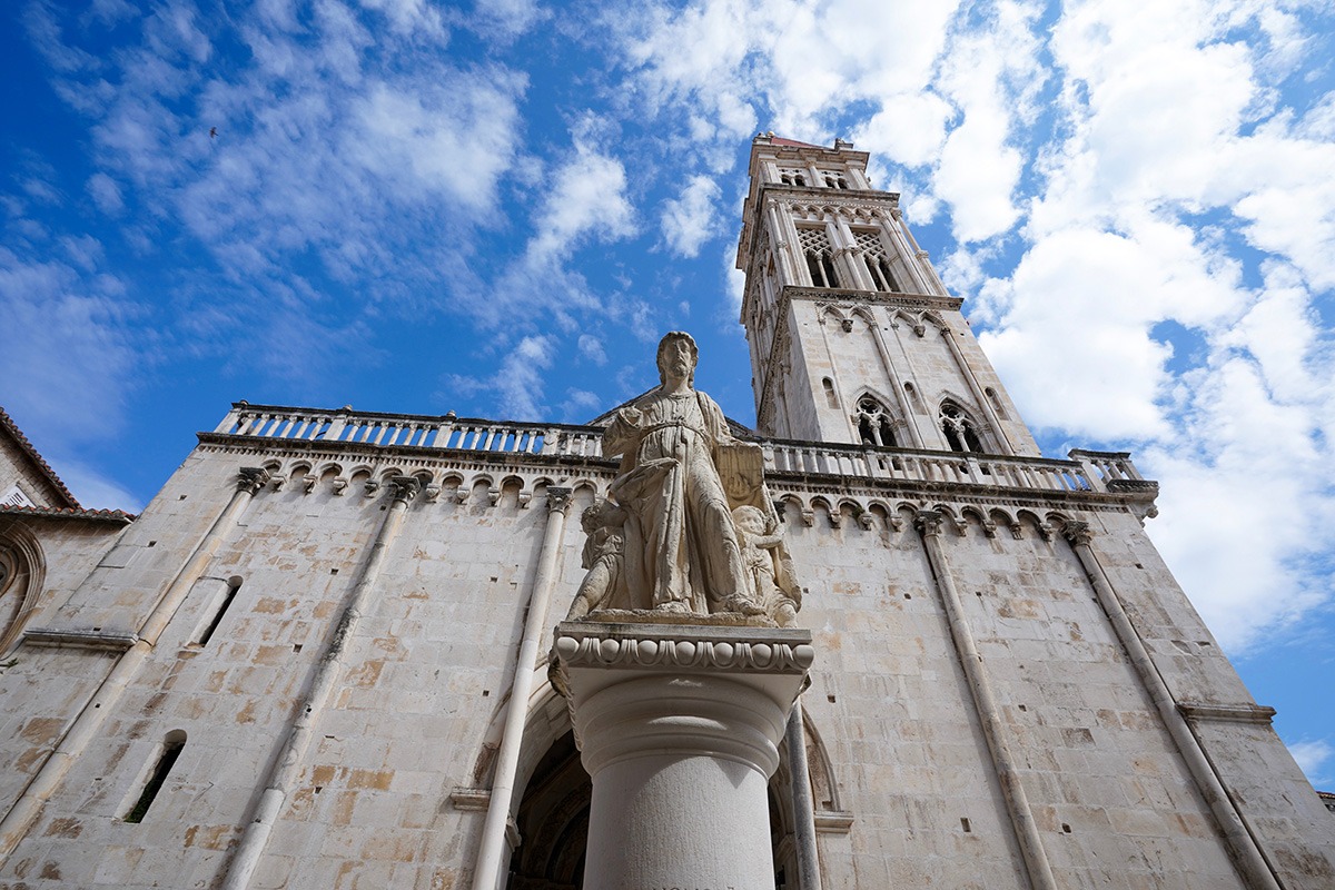 Katedrala Sv. Lovre, Trogirska katedrala