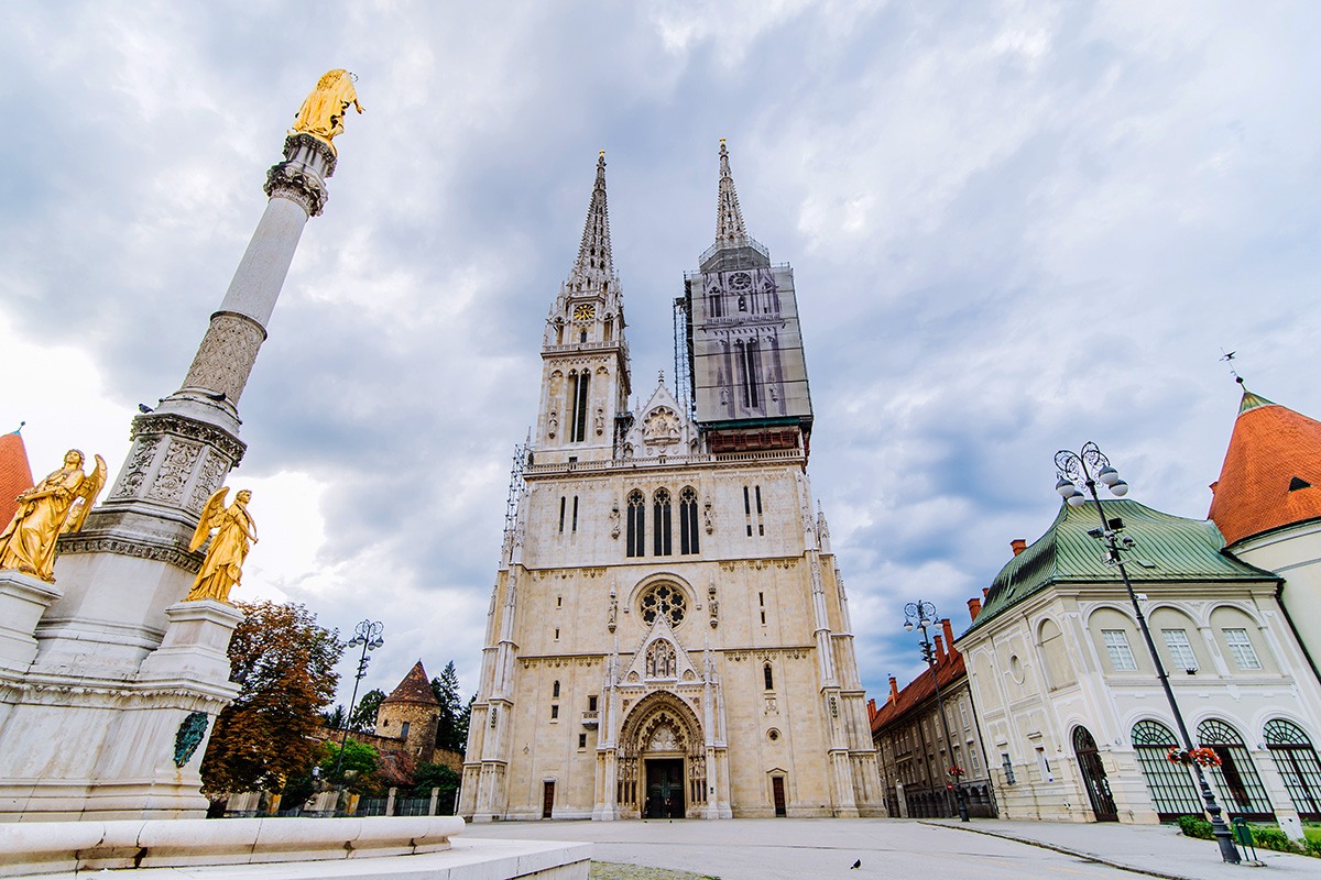 Cattedrale dell'Assunzione della Beata Vergine Maria, Zagabria, cattedrali in Croazia