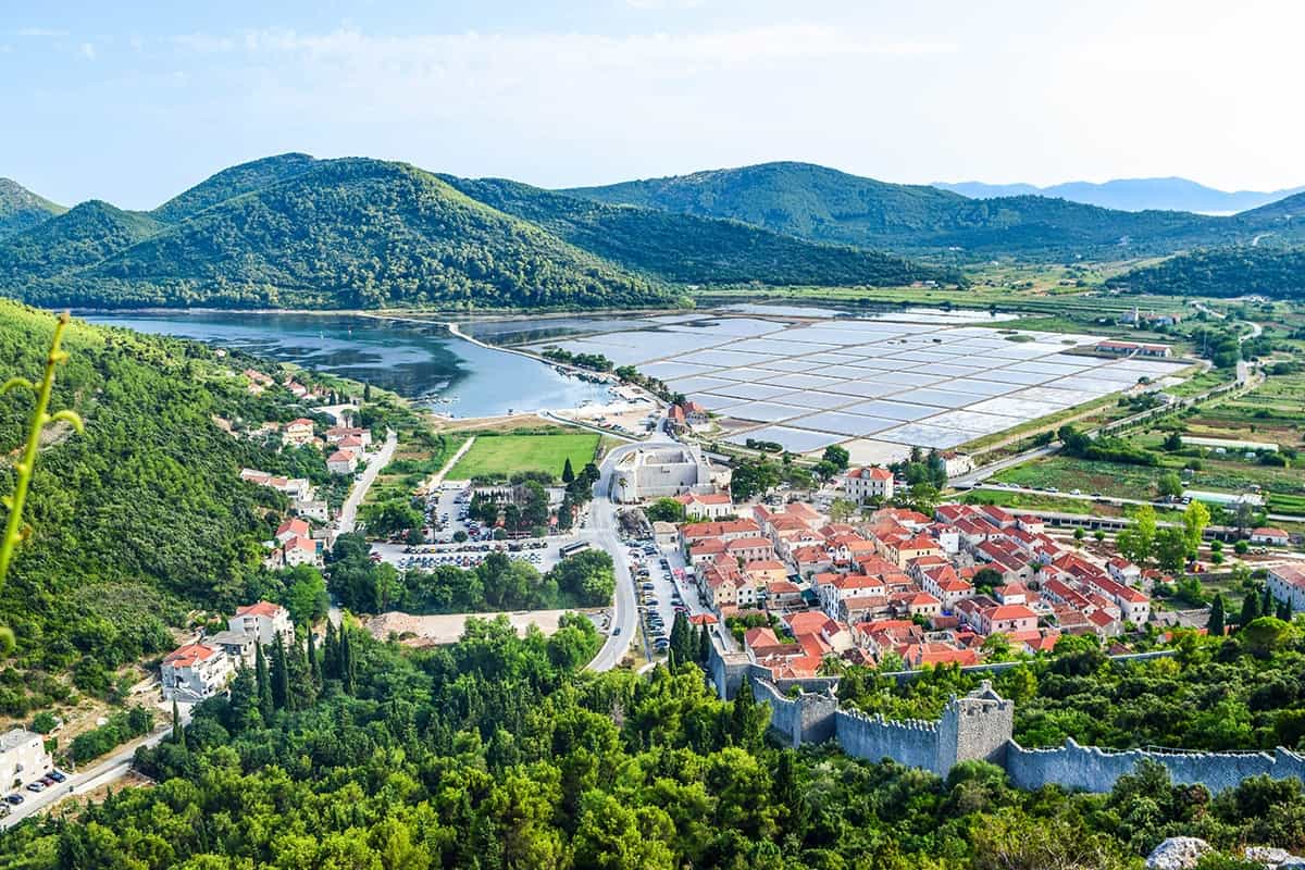 Ston, Pelješac, places in croatia, small towns