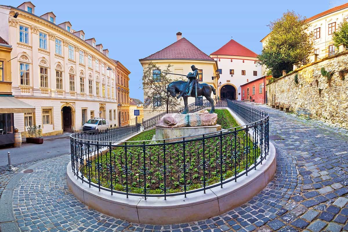Horní město Záhřeb, Sveti Juraj, Návštěvě v Záhřebu
