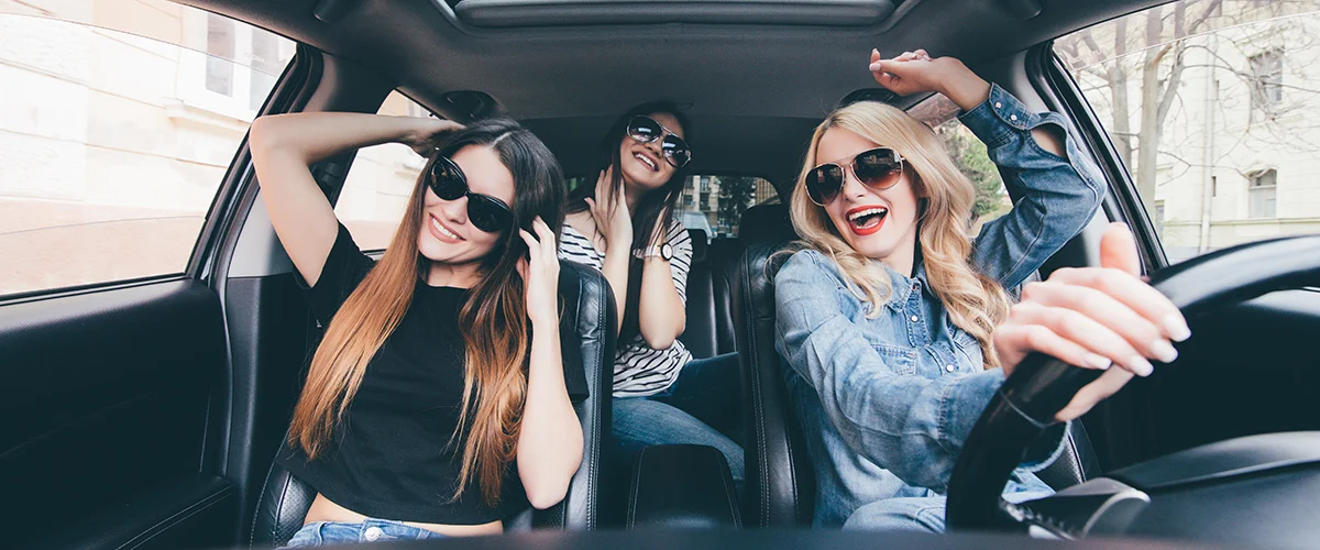 save on car rental, young girls in car