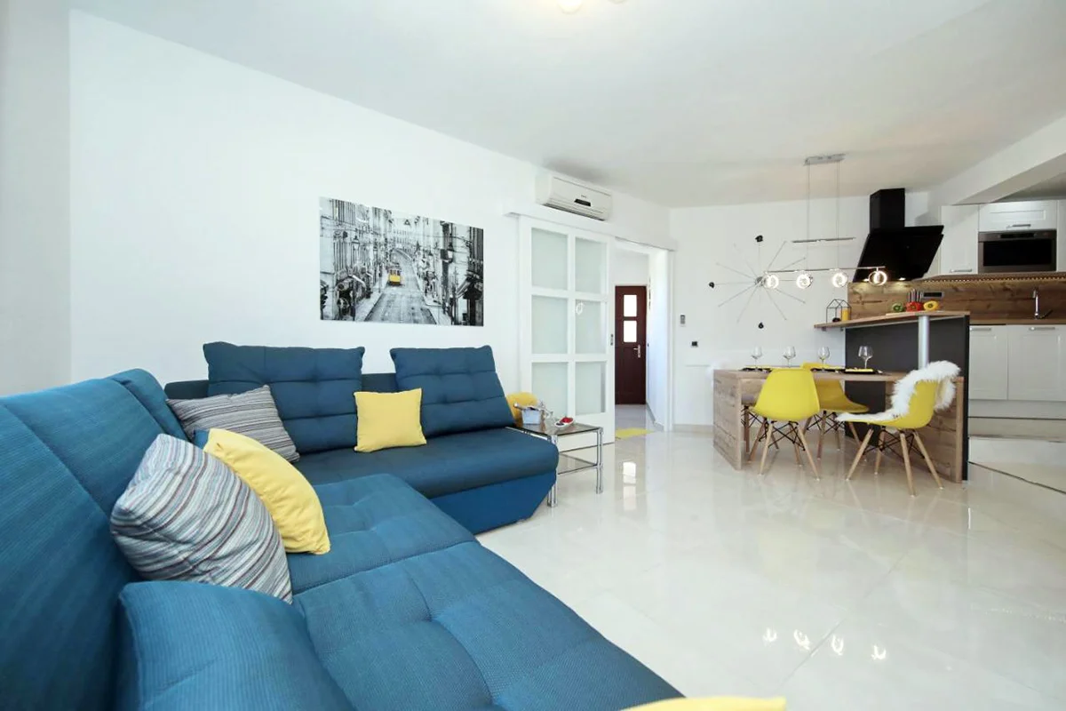 Apartmani Pakoštane Villa Dalmatino