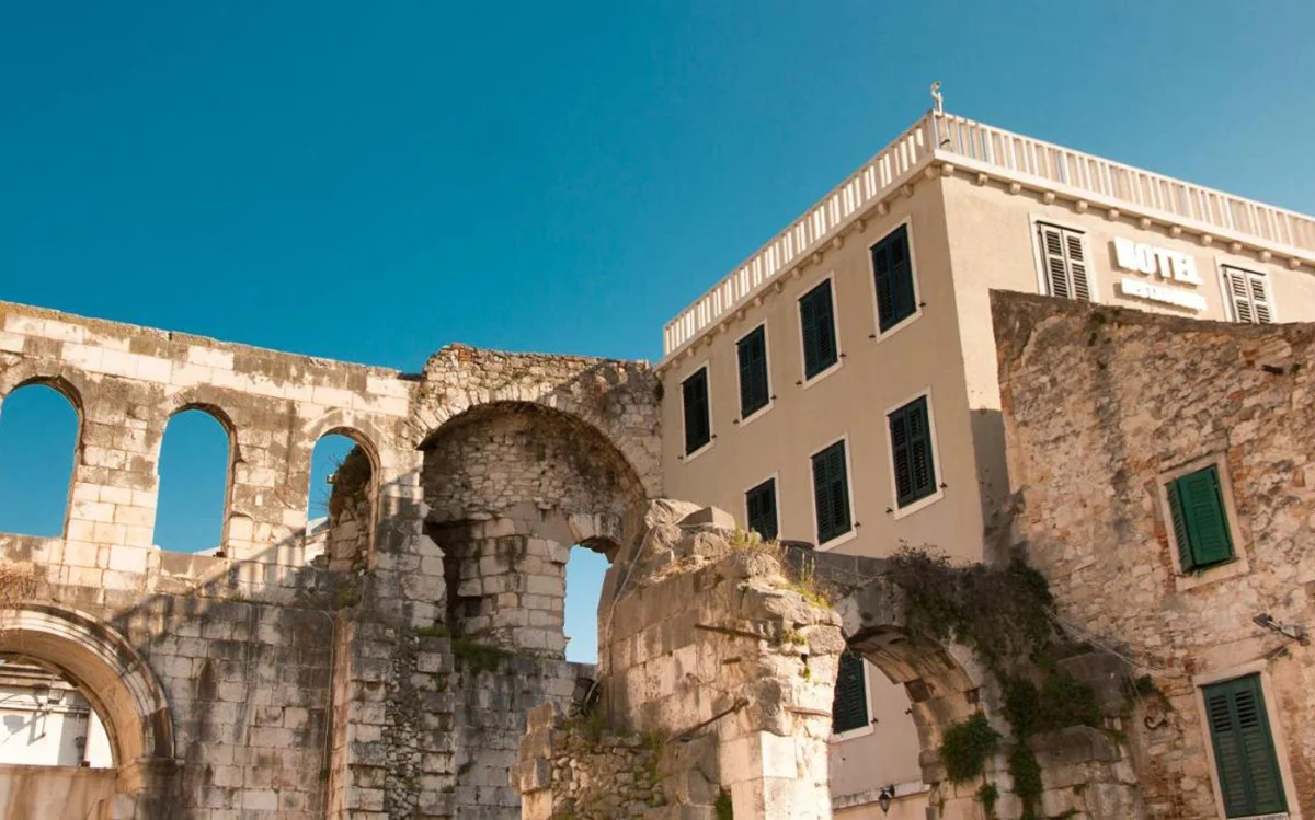 Hotel Peristil split