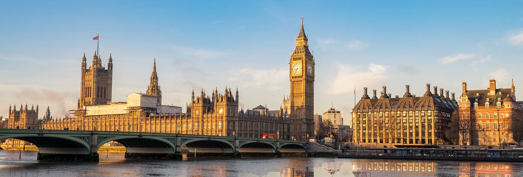 London Luton Aerodrom rent a car, jeftini najam automobila. Zračna luka