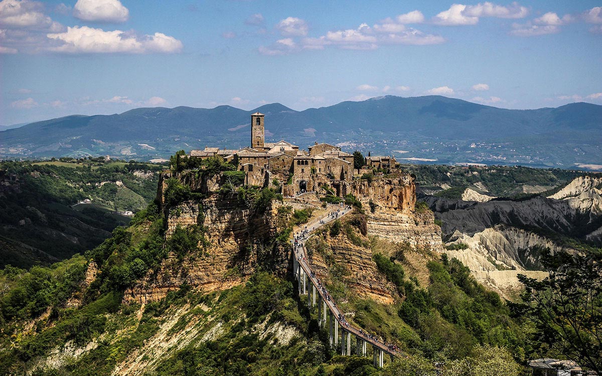 Pedestrian bridge leading up to Civita di Bagnoregio